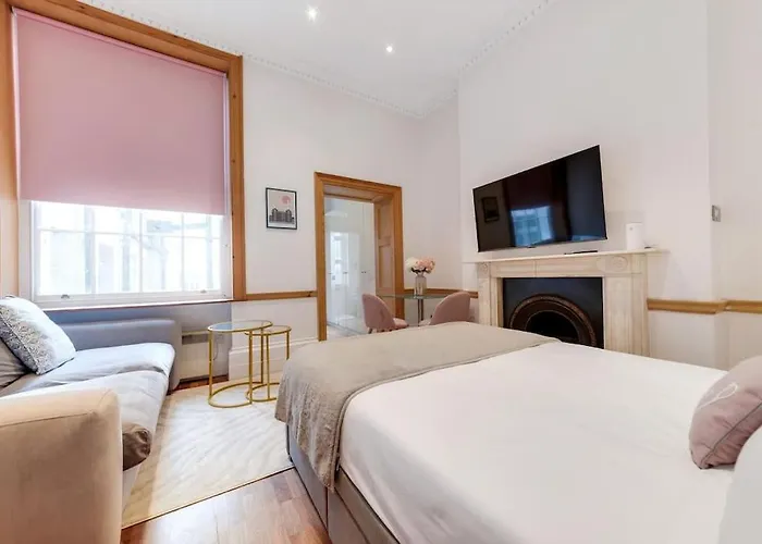 Signature Studio Marble Arch
